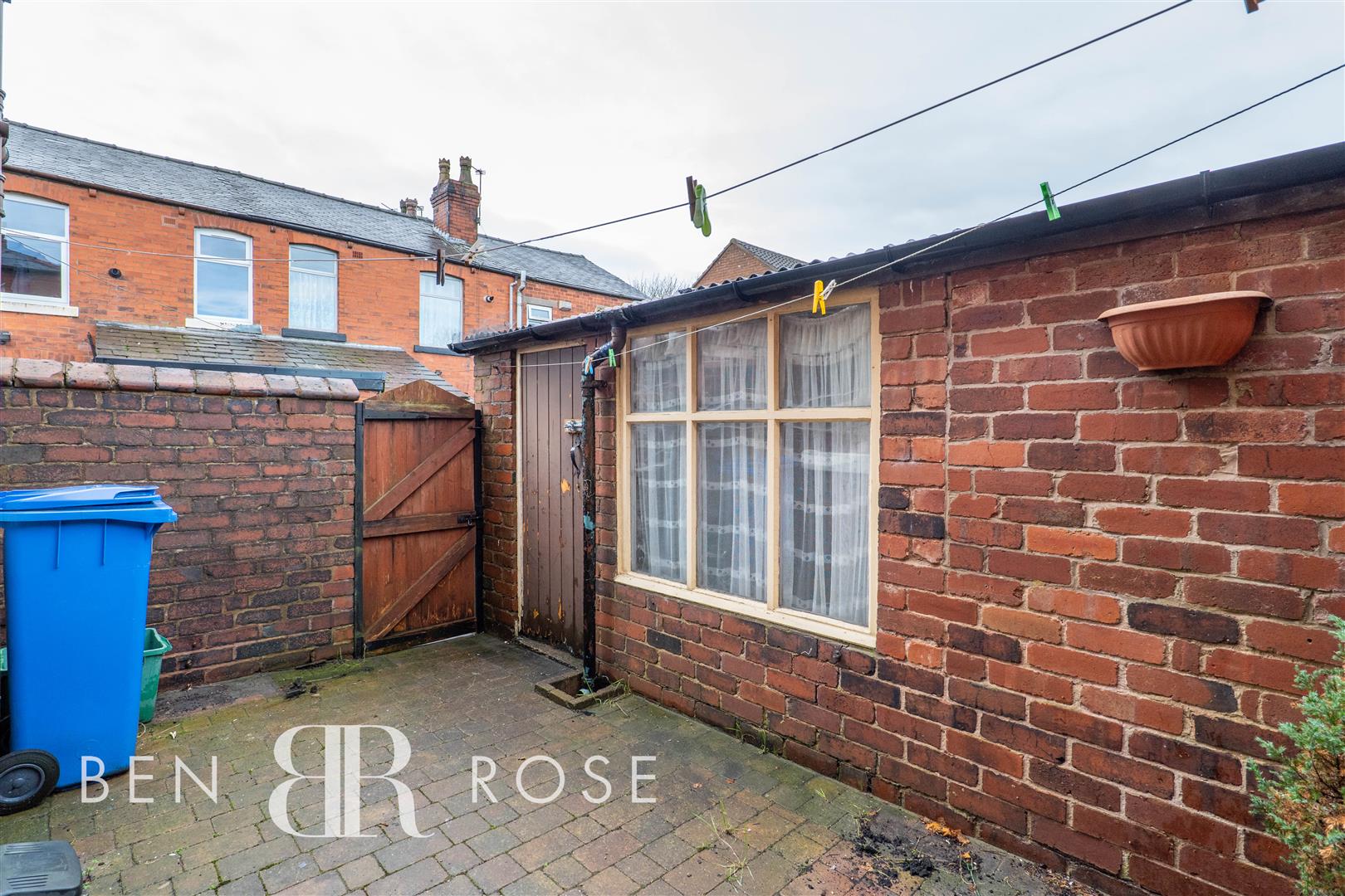 2 bed property in Walletts Road, Chorley